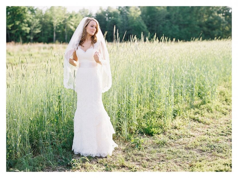 willismsburg_winery_fine_art_film_engagement_photographers_in_virginia_4565.jpg